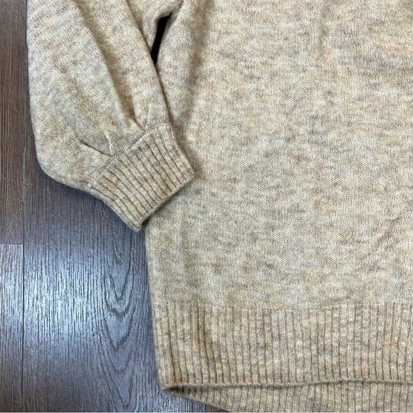 H&M oversized cowl neck sweater beige SZ LG - Picture 3 of 6